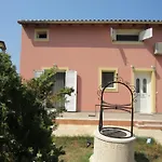 Catherine's Maisonette 펜션 Áfra