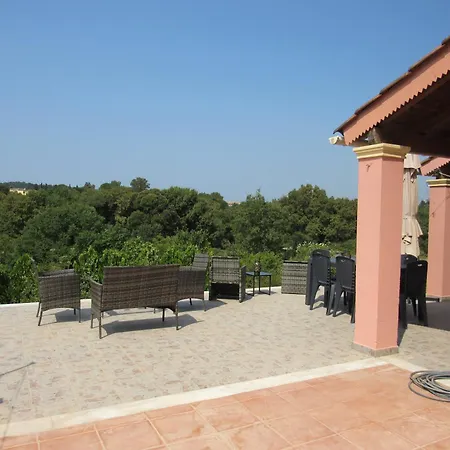 Catherine's Maisonette Afra