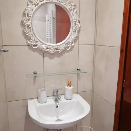 בית נופש Catherine's Maisonette