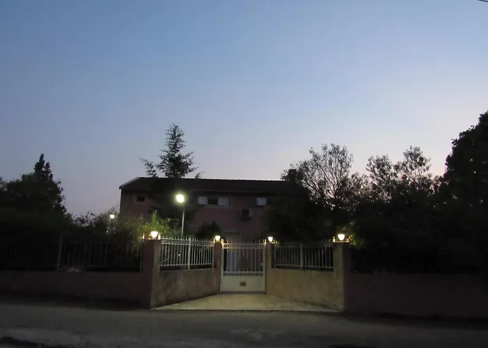 Catherine's Maisonette