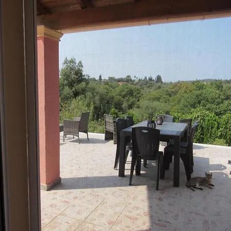 Catherine's Maisonette بيت للعطل *