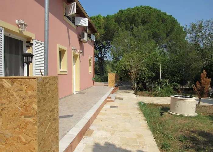 Nyaraló Catherine's Maisonette *